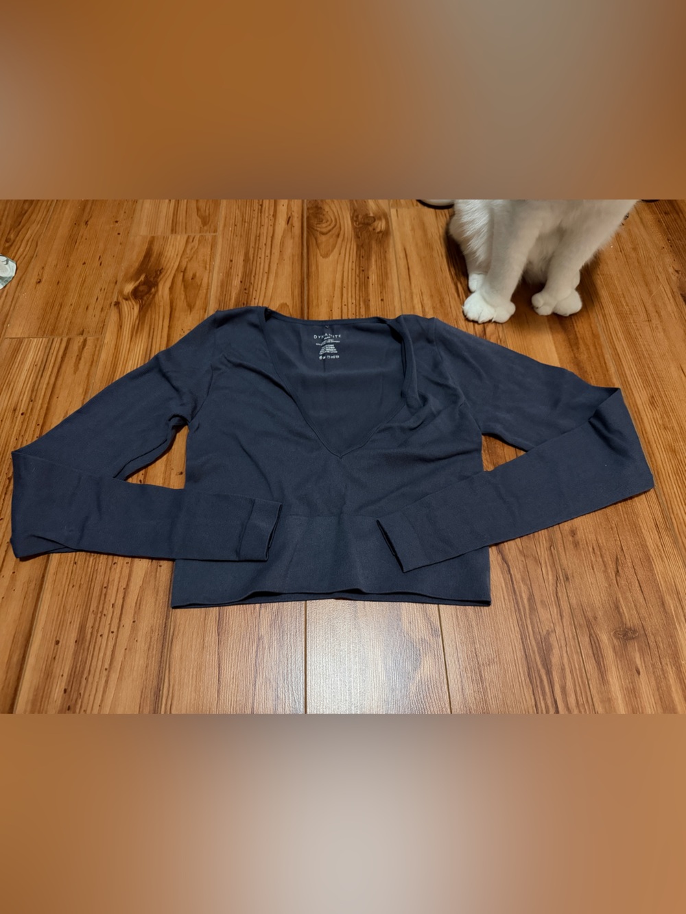 Dynamite Navy Long Sleeve V-Neck Cropped Top
